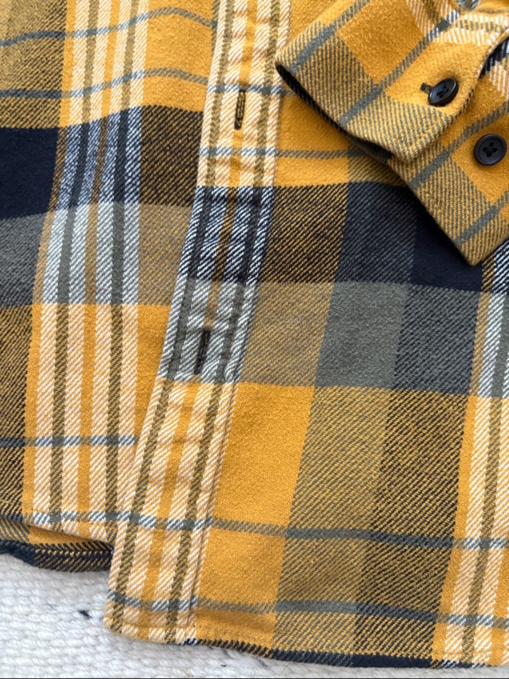 RVCA Button Down Flannel shirt - Picture 5 of 5